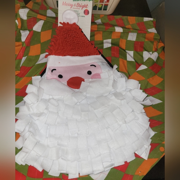 Santa Snuffle Puzzle Mat Dog Toy - Picture 1 of 4